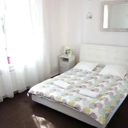 Marea Near The Sea Апартаменти *